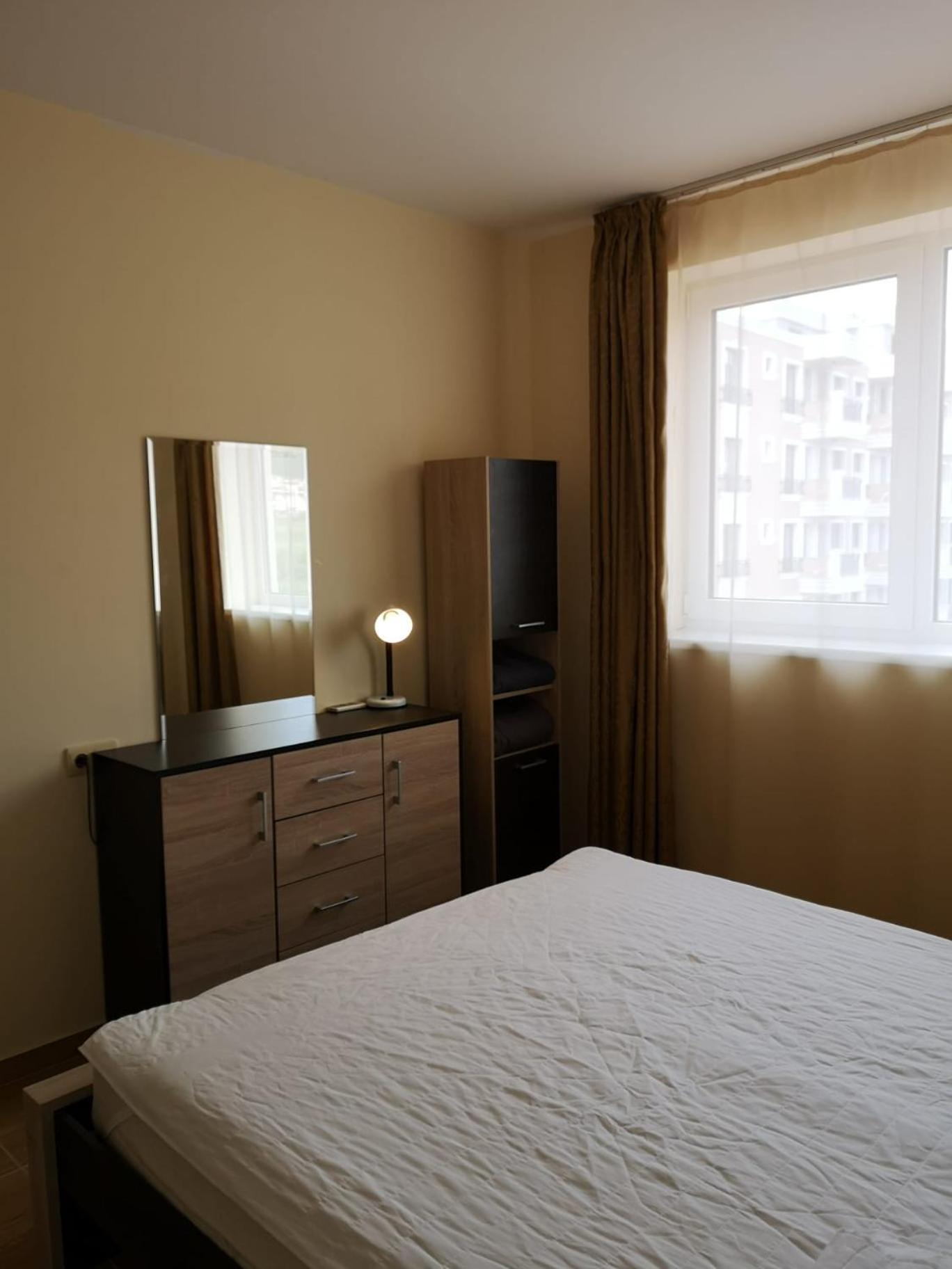 Menada Sky Dreams Apartment Свети Влас Екстериор снимка